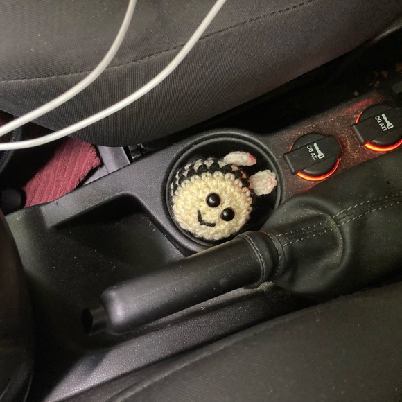 Meet your Posher, Jo - Picture 3 of 3